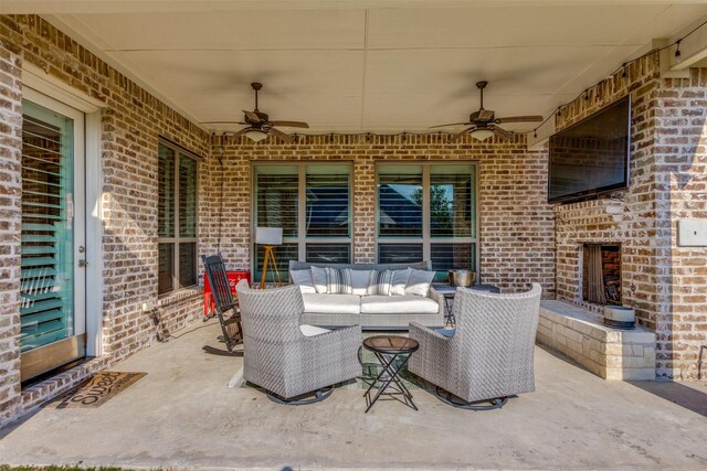 view of patio featuring outdoor lounge area and ceiling fan