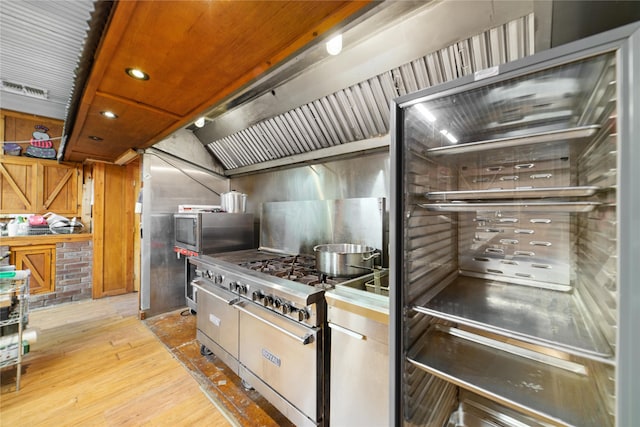 kitchen with light hardwood / wood-style flooring