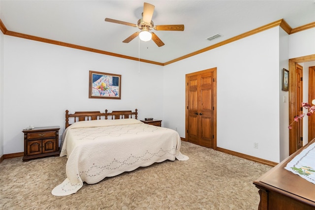 bedroom with a ceiling fan, baseboards, visible vents, carpet, and crown molding