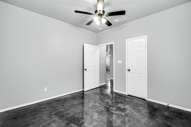 unfurnished bedroom with ceiling fan