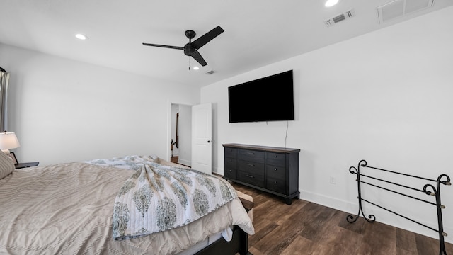 bedroom featuring dark wood-type flooring and ceiling fan