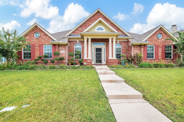 view of front of house with a front yard