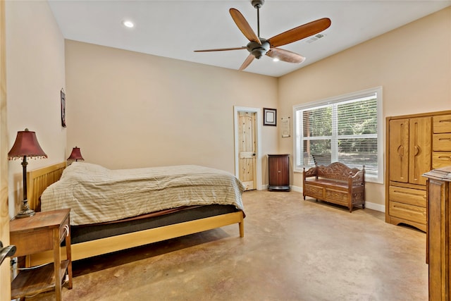 bedroom with carpet flooring and ceiling fan