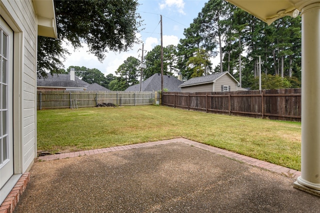 view of yard with a patio