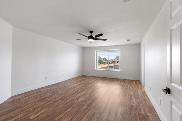 unfurnished room featuring ceiling fan and hardwood / wood-style flooring