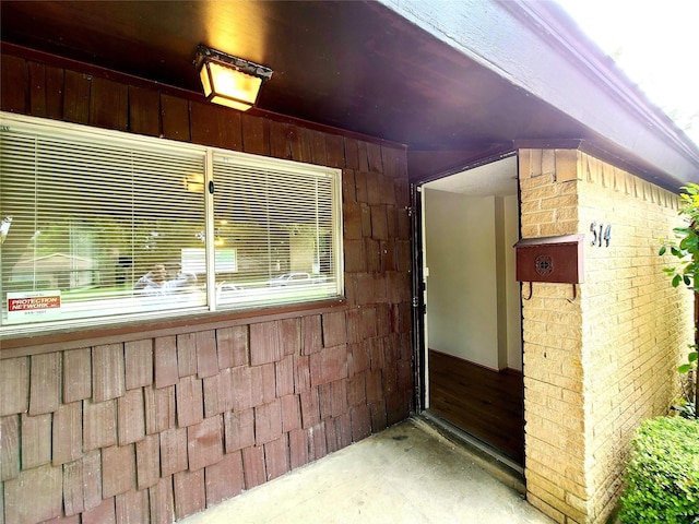 view of property entrance