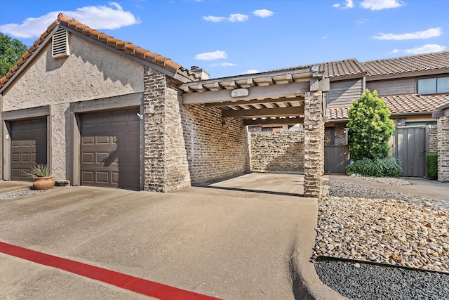 view of front of property featuring a garage