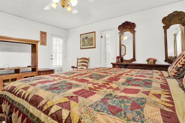 bedroom featuring ceiling fan