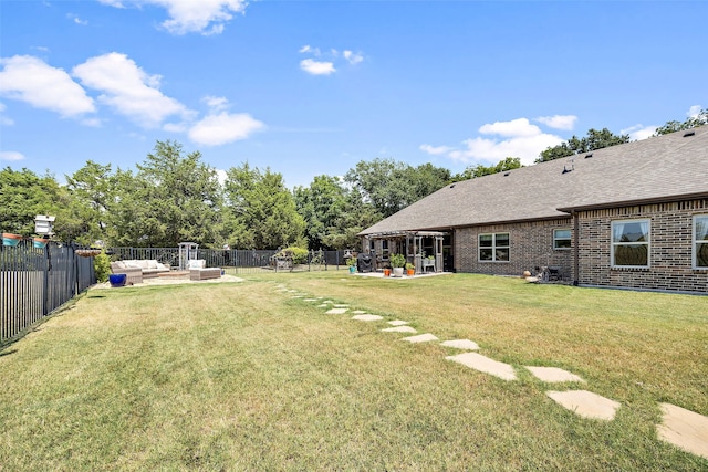 view of yard featuring a patio area