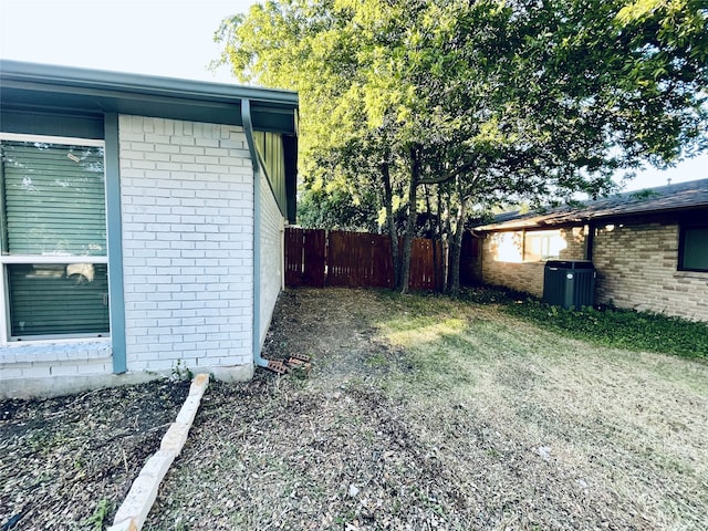 view of yard featuring central AC