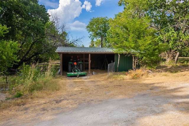 view of outdoor structure