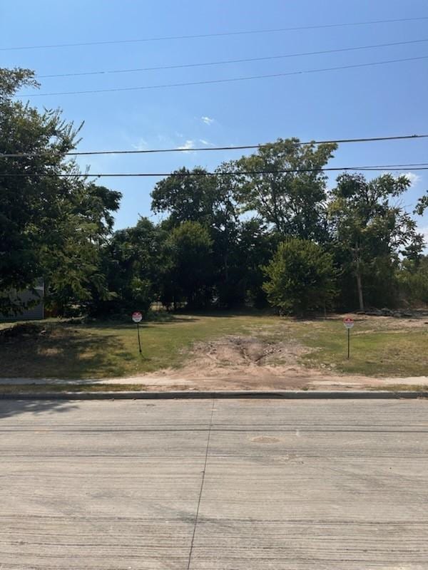 409 N Moore St, Dallas, TX 75203