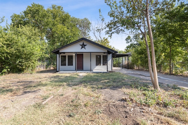 view of front of house with covered porch