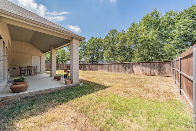 view of yard with a patio