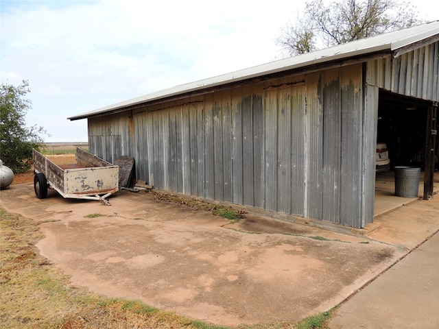 view of outdoor structure