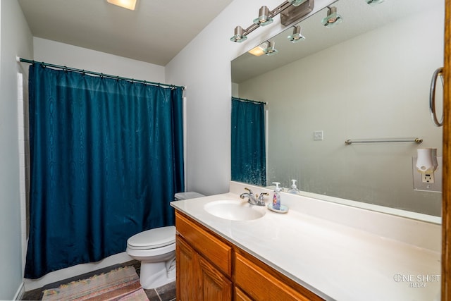 carpeted spare room featuring ceiling fan and vaulted ceiling