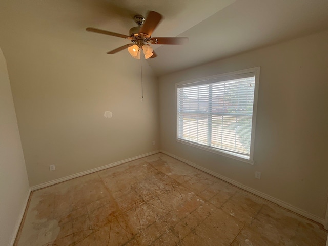 empty room featuring ceiling fan