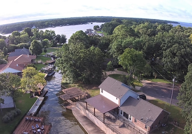 bird's eye view featuring a water view