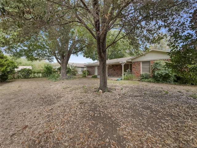 view of yard with a patio