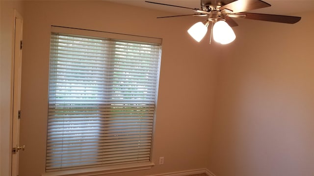 details featuring ceiling fan