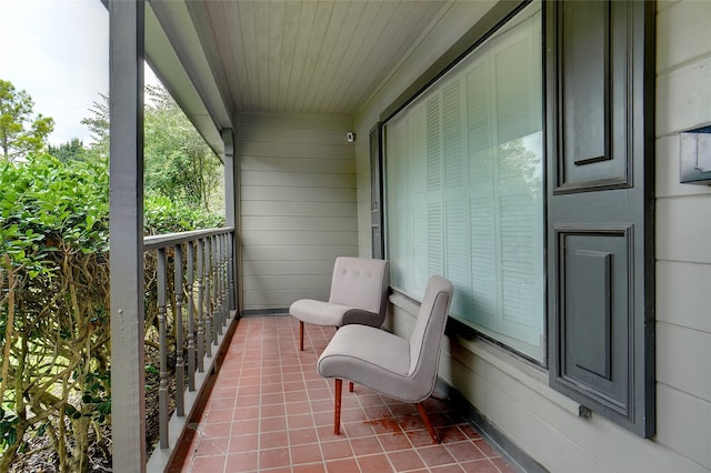 balcony featuring a porch