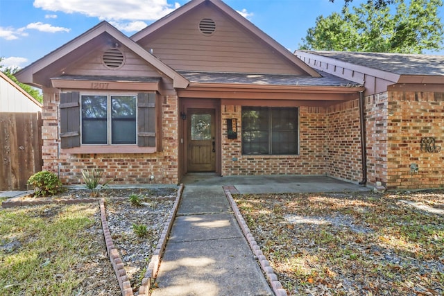 view of front of property with a porch