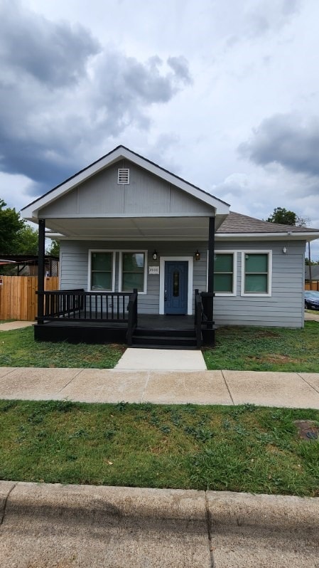 view of front of property with a porch