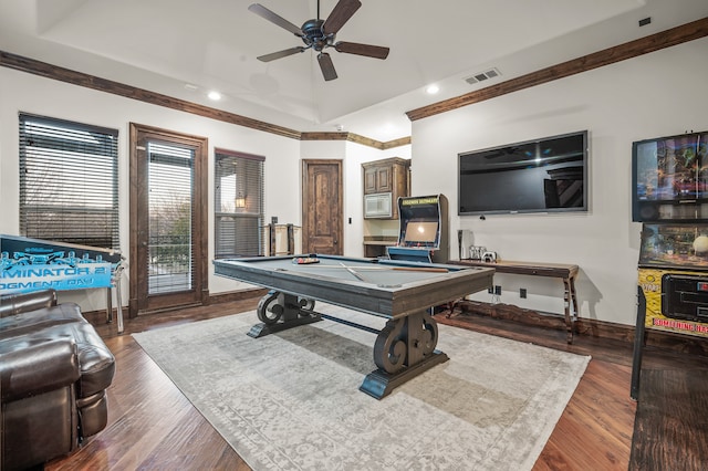 rec room featuring crown molding, dark hardwood / wood-style flooring, ceiling fan, and pool table