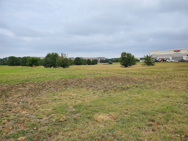 Listing photo 2 for 7659 Preston Rd, Frisco TX 75034