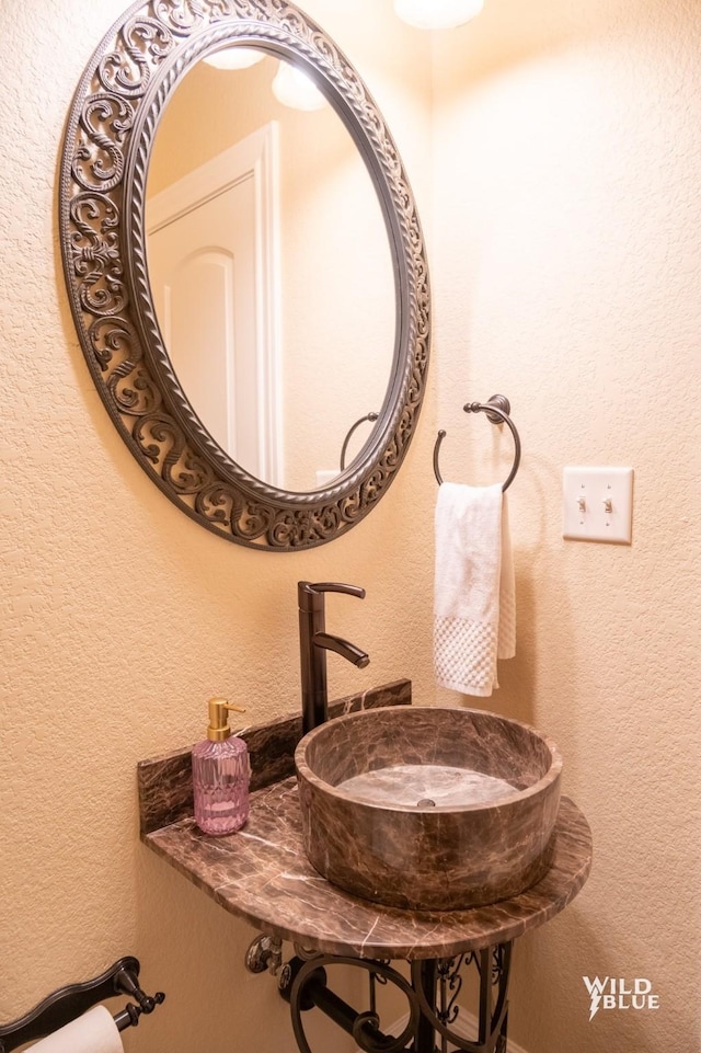 bathroom with sink