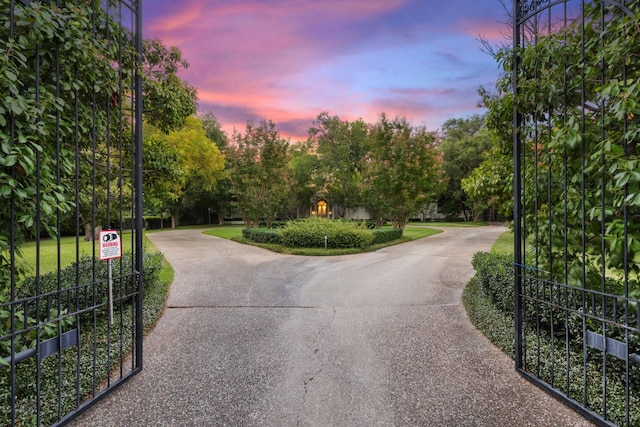 Listing photo 2 for 4229 Cochran Chapel Rd, Dallas TX 75209