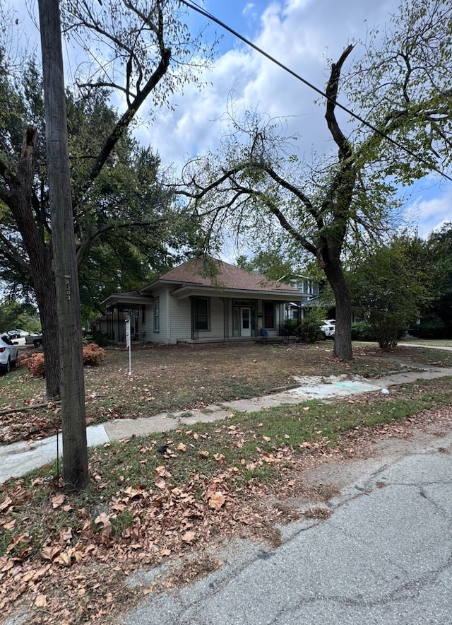 view of front of house featuring covered porch