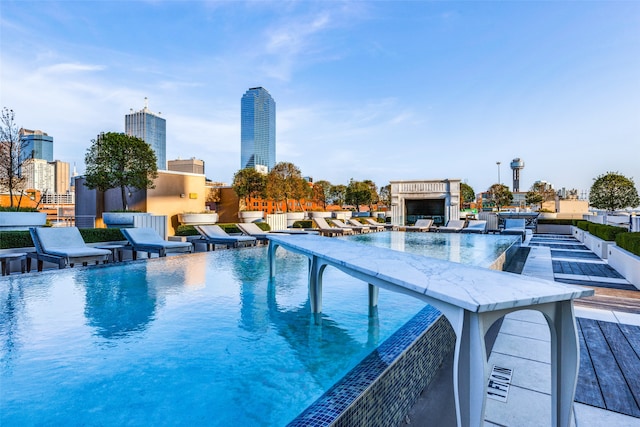 view of swimming pool