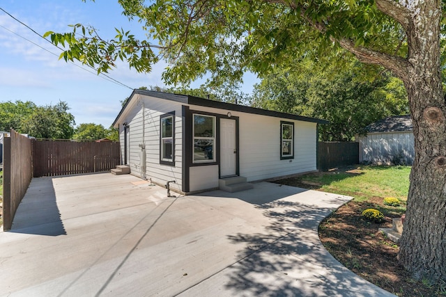 view of front of house featuring a patio area