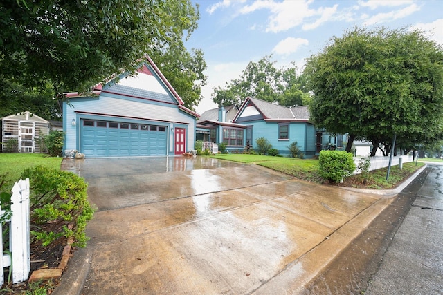 view of front of house featuring a garage