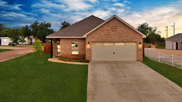 view of front of home featuring a yard