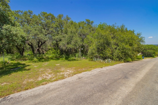 812 Arrowhead Ct, Granbury, TX 76048