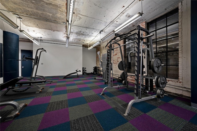 gym with carpet