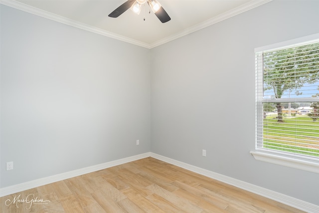 unfurnished room with ornamental molding, light hardwood / wood-style flooring, and ceiling fan