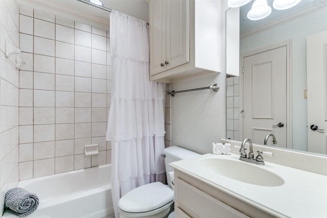 full bathroom with shower / bathtub combination with curtain, vanity, crown molding, and toilet