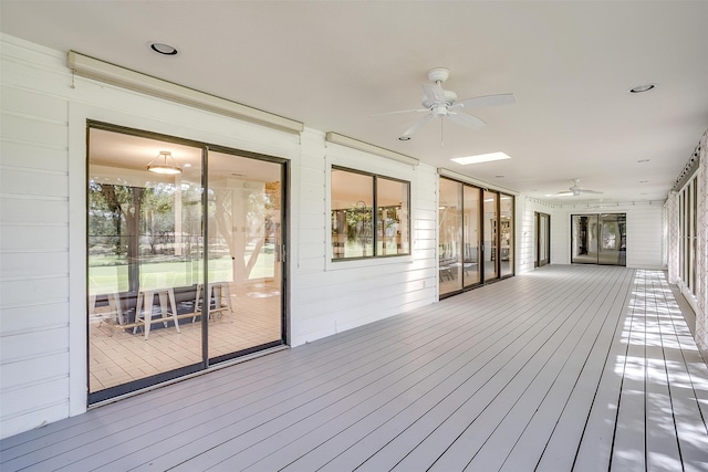 deck with ceiling fan