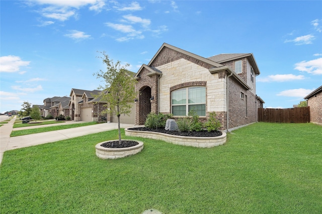 view of front of house featuring a front yard