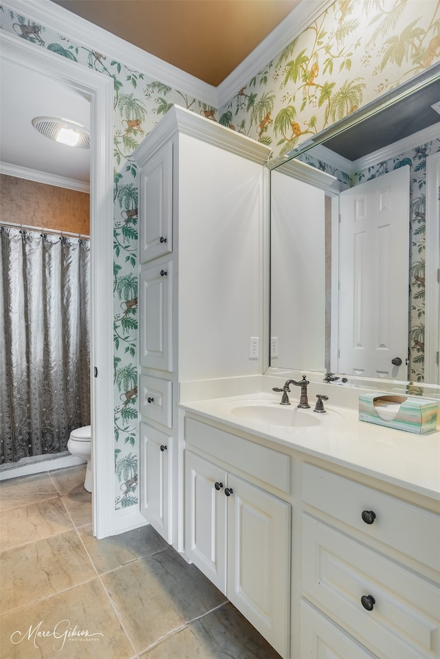 bathroom with a shower with shower curtain, toilet, crown molding, and vanity