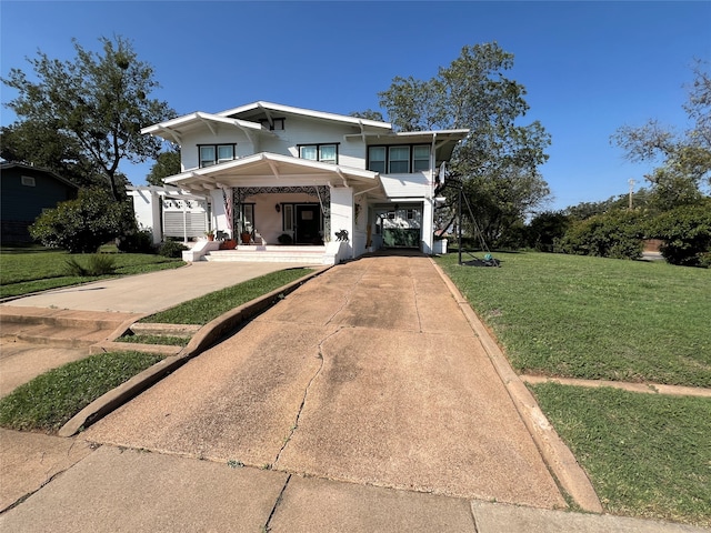 view of front facade featuring a front lawn and a porch