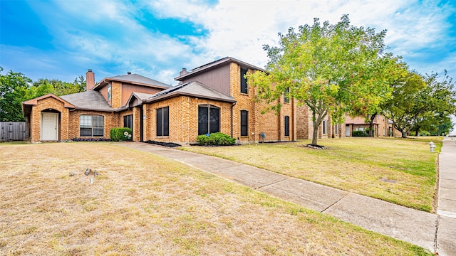 view of front of house with a front yard