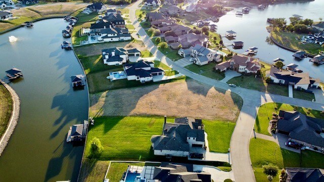 6101 Lakeside Dr, Fort Worth, TX 76179