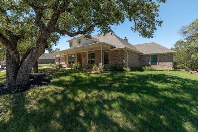 view of front of house with a front yard