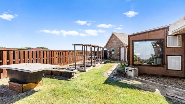 view of yard featuring a pergola