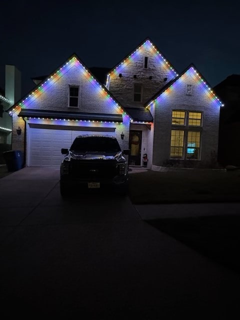 view of front of home featuring a garage