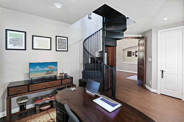 office area with wood-type flooring